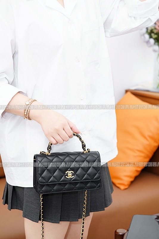 샤넬클래식탑핸들스몰플랩백 20260211-100411-007루.jpg