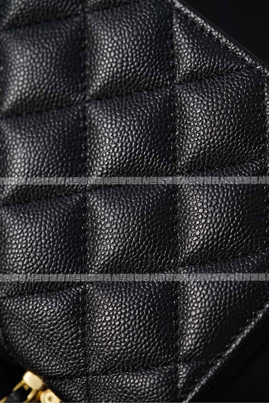 샤넬클래식탑핸들스몰플랩백 20260211-100413-019루.jpg