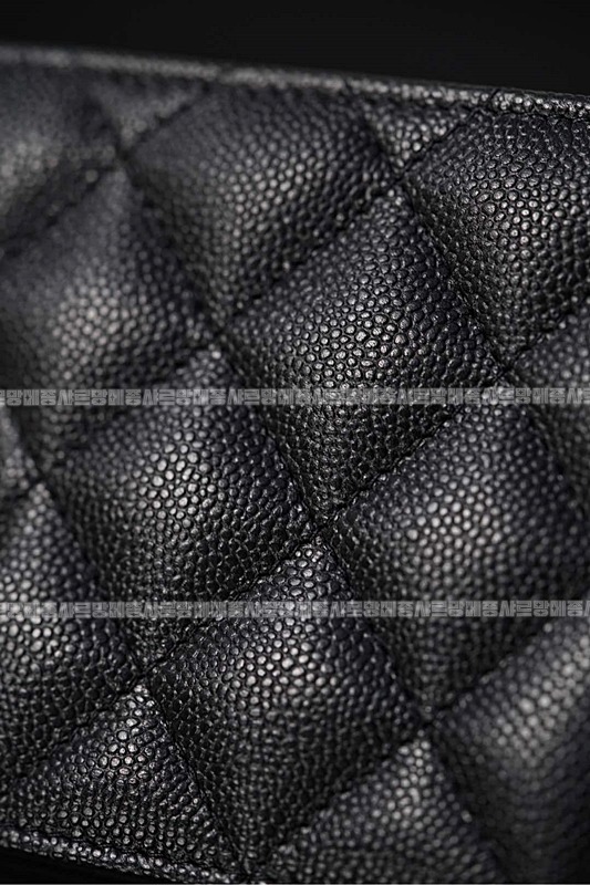 샤넬클래식탑핸들스몰플랩백 20260211-100413-022루.jpg