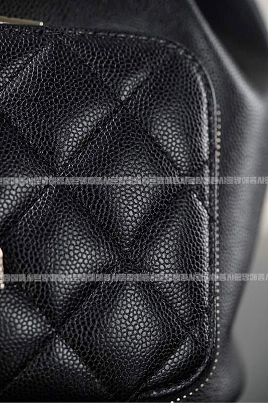 샤넬25B어피티백팩라지 20260211-103333-019루.jpg