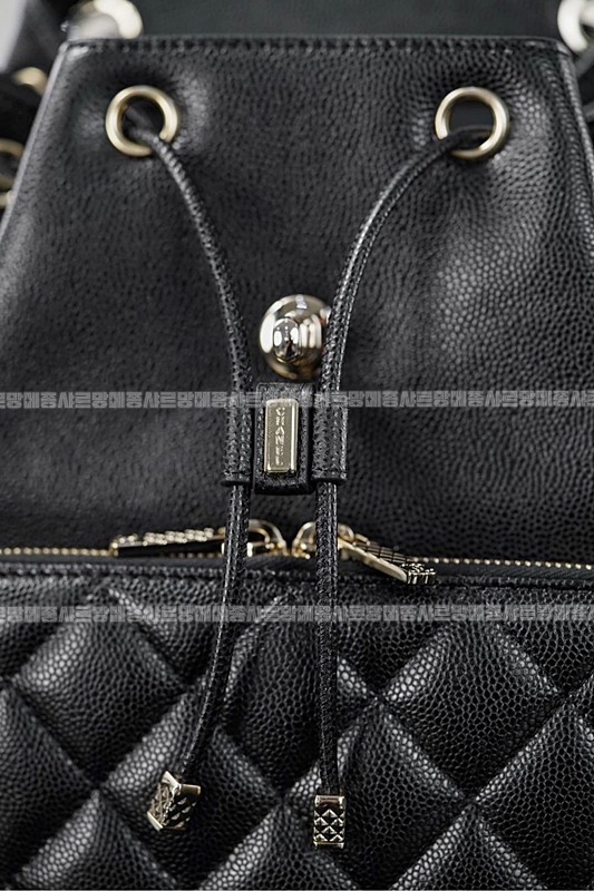 샤넬25B어피티백팩라지 20260211-103334-024루.jpg