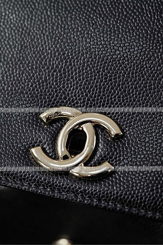 샤넬25B어피티백팩라지 20260211-103339-042루.jpg