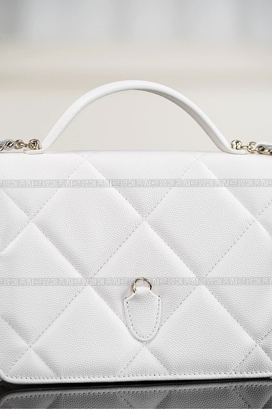 샤넬25K탑핸들월렛온체인백 20260211-104705-020루.jpg