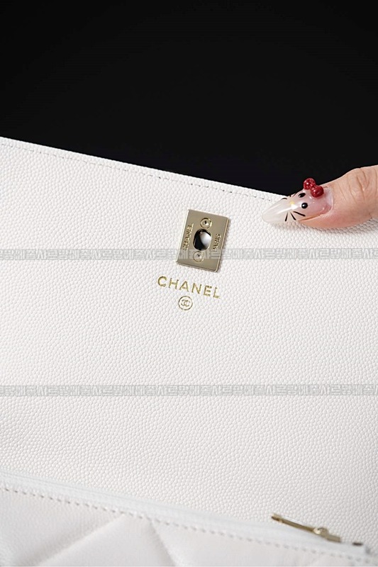샤넬25K탑핸들월렛온체인백 20260211-104707-036루.jpg