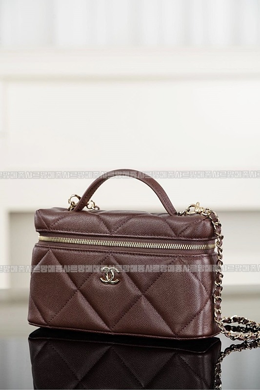 샤넬탑핸들슬림베니티케이스 20260211-121629-010루.jpg