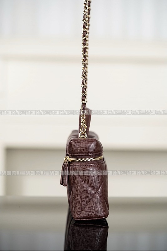 샤넬탑핸들슬림베니티케이스 20260211-121629-013루.jpg