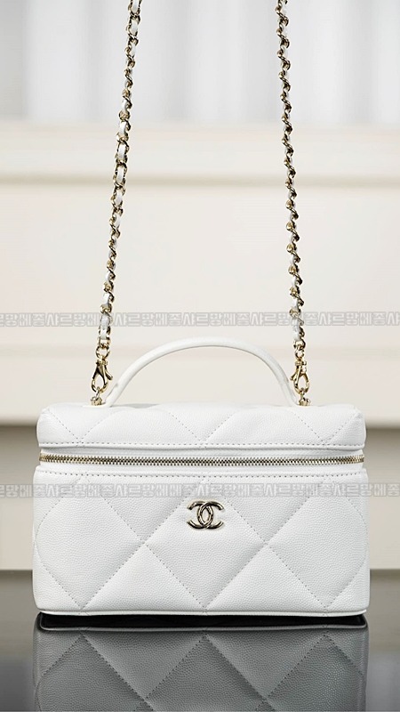 샤넬탑핸들슬림베니티케이스 20260211-122546-007루.jpg