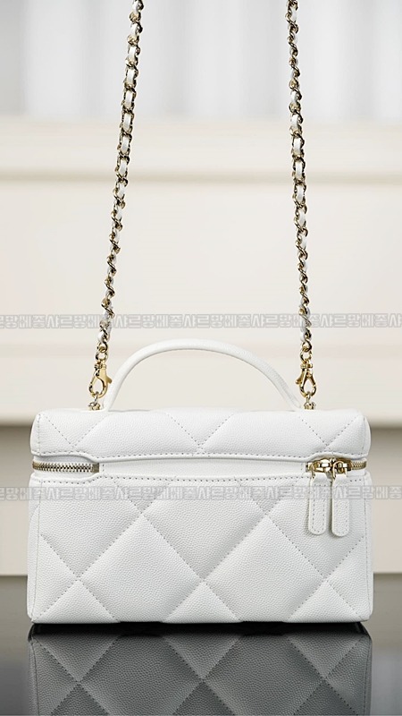 샤넬탑핸들슬림베니티케이스 20260211-122546-008루.jpg