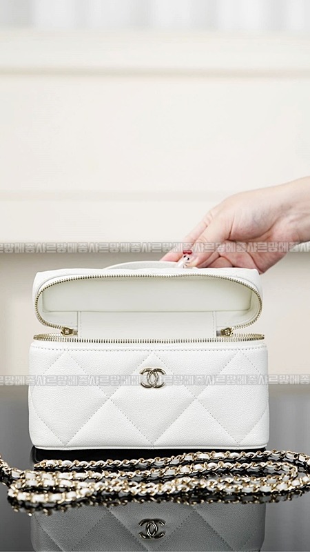 샤넬탑핸들슬림베니티케이스 20260211-122547-013루.jpg