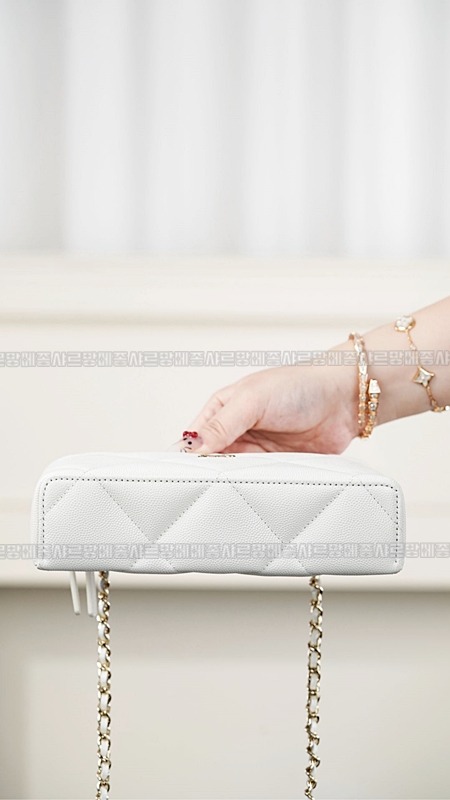 샤넬탑핸들슬림베니티케이스 20260211-122547-015루.jpg