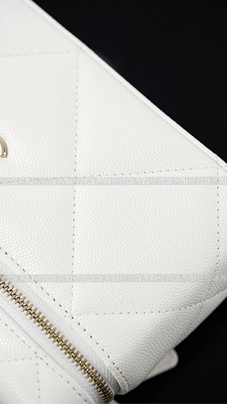 샤넬탑핸들슬림베니티케이스 20260211-122548-020루.jpg