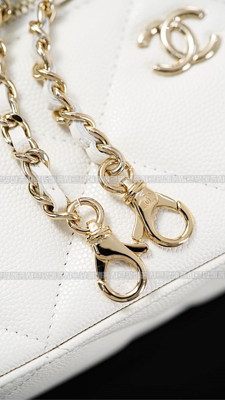 샤넬탑핸들슬림베니티케이스 20260211-122549-030루.jpg