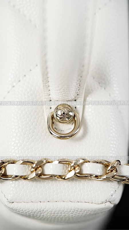 샤넬탑핸들슬림베니티케이스 20260211-122549-031루.jpg