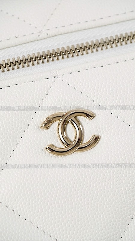 샤넬탑핸들슬림베니티케이스 20260211-122549-032루.jpg