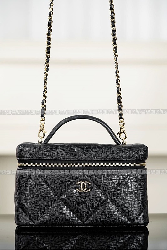 샤넬탑핸들슬림베니티케이스 20260211-123052-010루.jpg