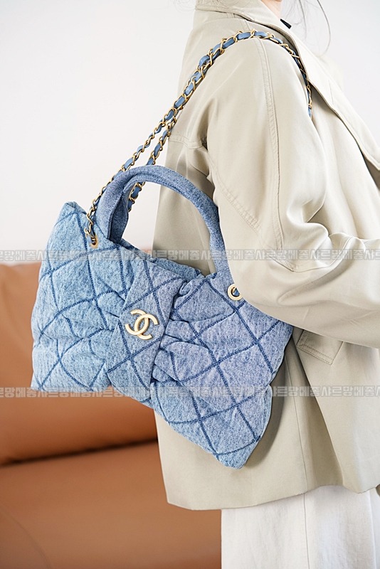 샤넬데님핸드백블루미디움 20260211-140338-004루.jpg