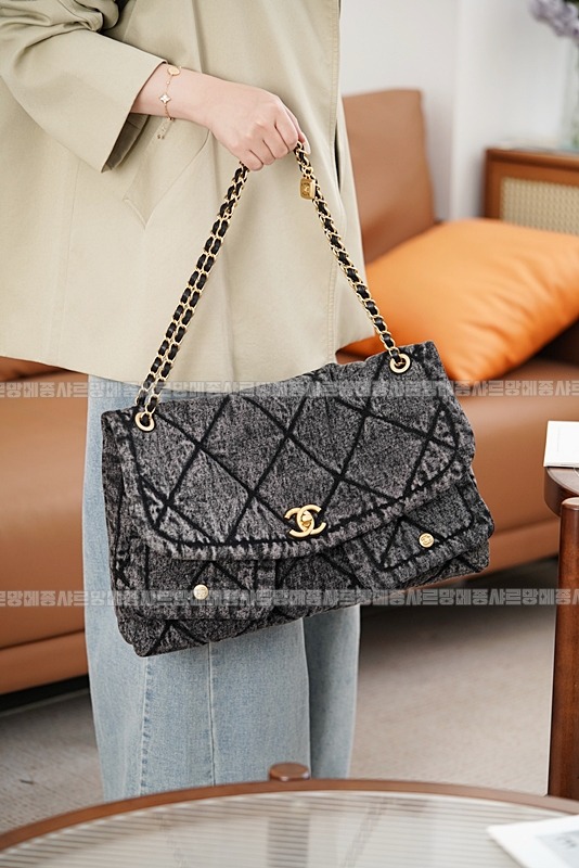 샤넬워시드데님맥시플랩백 20260211-150358-002루.jpg