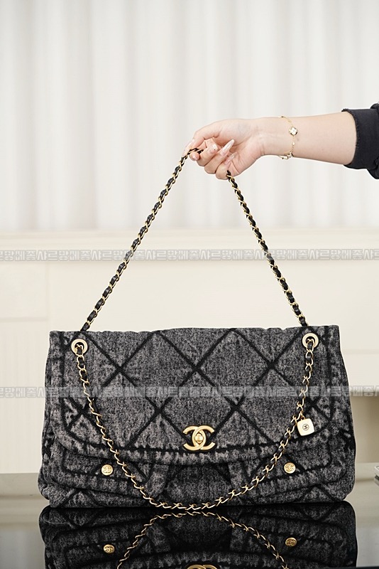 샤넬워시드데님맥시플랩백 20260211-150400-010루.jpg