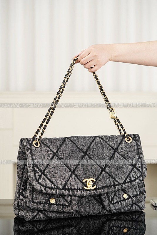 샤넬워시드데님맥시플랩백 20260211-150400-012루.jpg