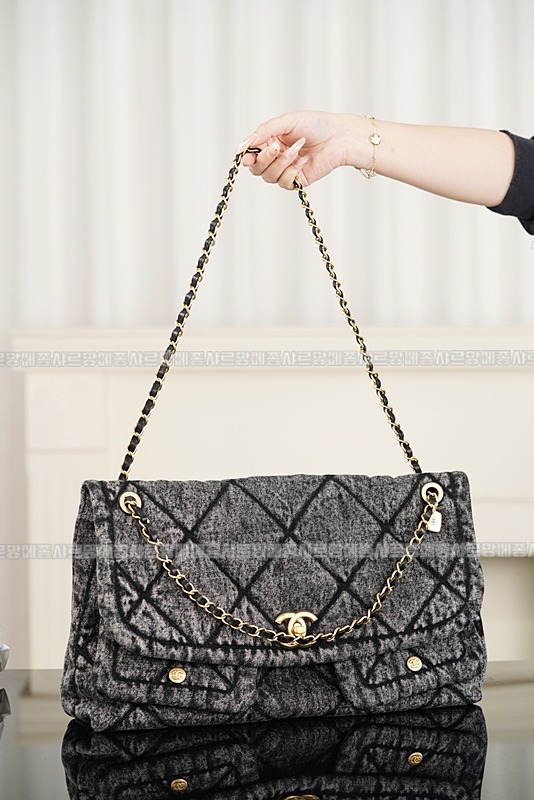 샤넬워시드데님맥시플랩백 20260211-150400-013루.jpg