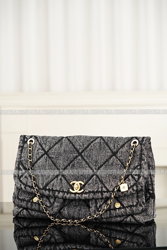 샤넬워시드데님맥시플랩백 20260211-150400-014루.jpg