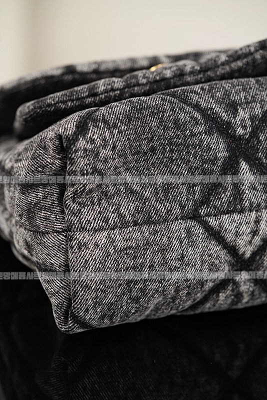 샤넬워시드데님맥시플랩백 20260211-150401-021루.jpg