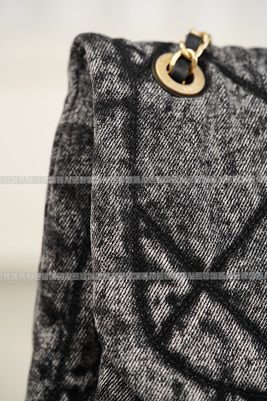 샤넬워시드데님맥시플랩백 20260211-150401-022루.jpg