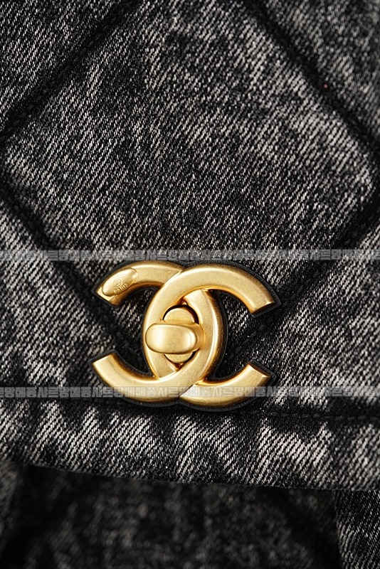 샤넬워시드데님맥시플랩백 20260211-150401-023루.jpg