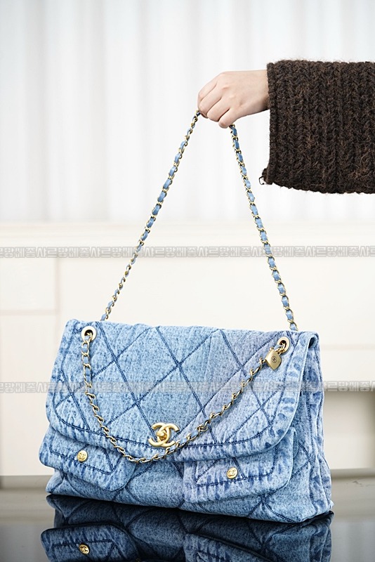 샤넬워시드데님맥시플랩백 20260211-151715-013루.jpg