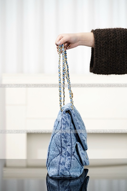 샤넬워시드데님맥시플랩백 20260211-151715-016루.jpg