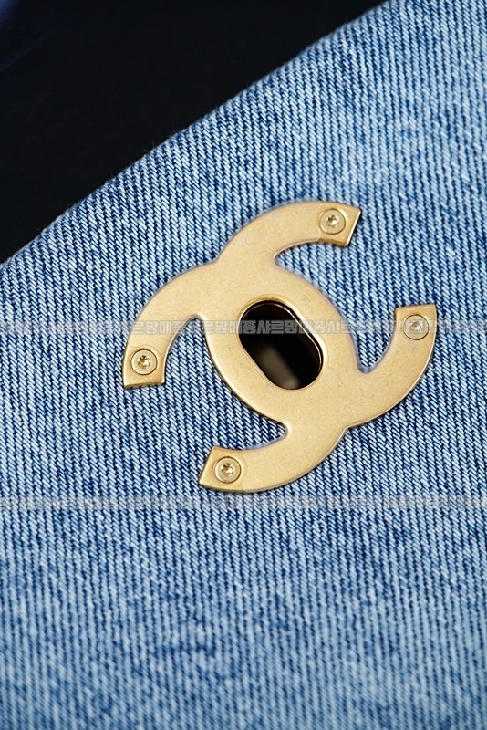 샤넬워시드데님맥시플랩백 20260211-151720-041루.jpg