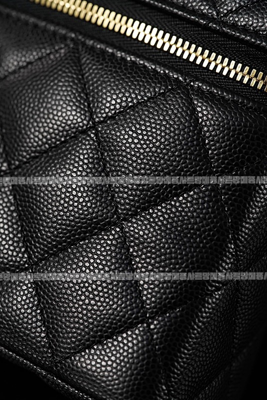 샤넬탑핸들포쉐트베니티 20260211-154631-016루.jpg