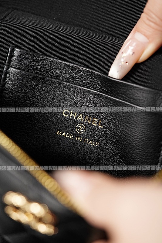 샤넬탑핸들포쉐트베니티 20260211-154636-032루.jpg