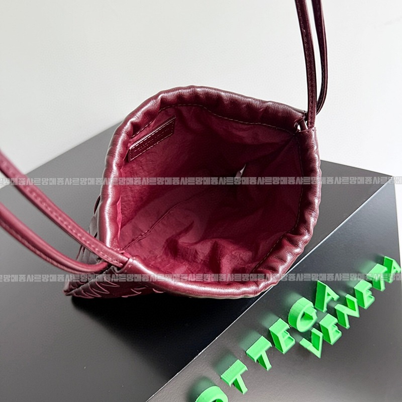 보테가베네타더스트백 20260212-115139-005루.jpg