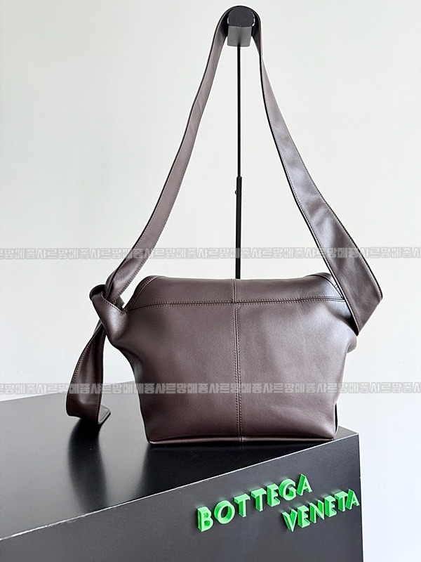 보테가베네타소이어백 20260212-123146-003루.jpg