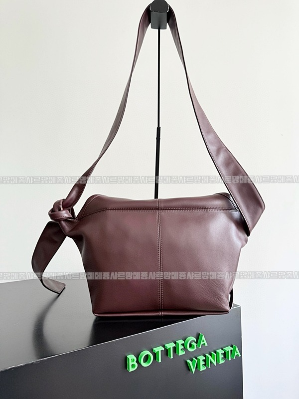 보테가베네타소이어백 20260212-123305-003루.jpg