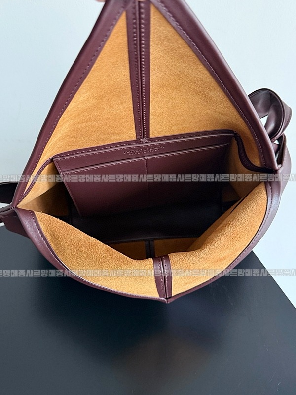 보테가베네타소이어백 20260212-123306-009루.jpg