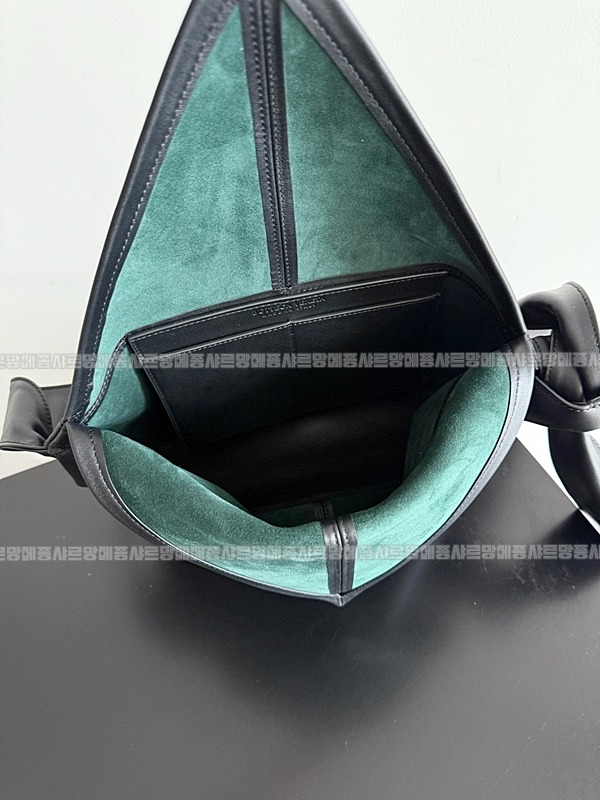 보테가베네타소이어백 20260212-123946-009루.jpg