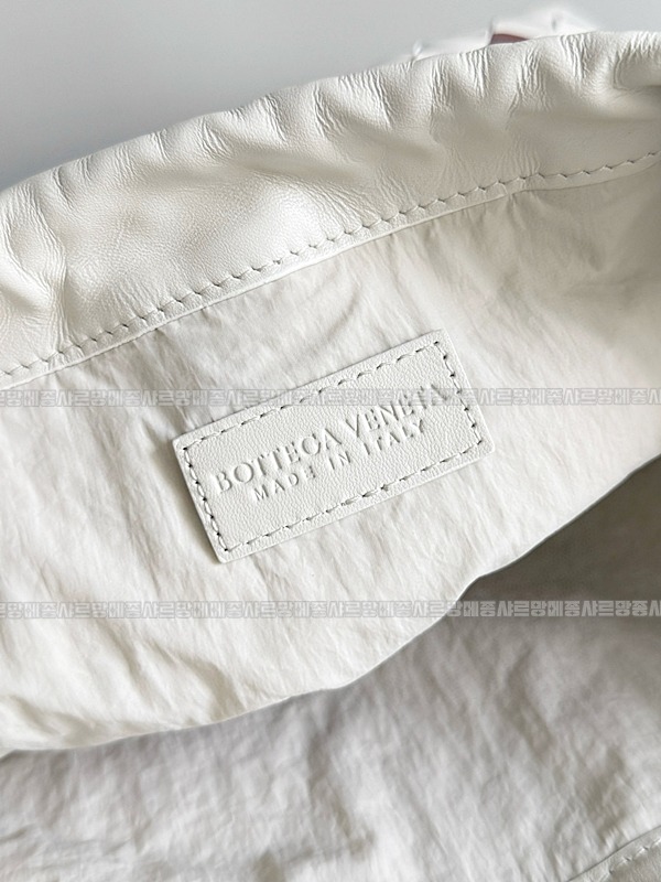 보테가베네타더스트백 20260212-124600-007루.jpg