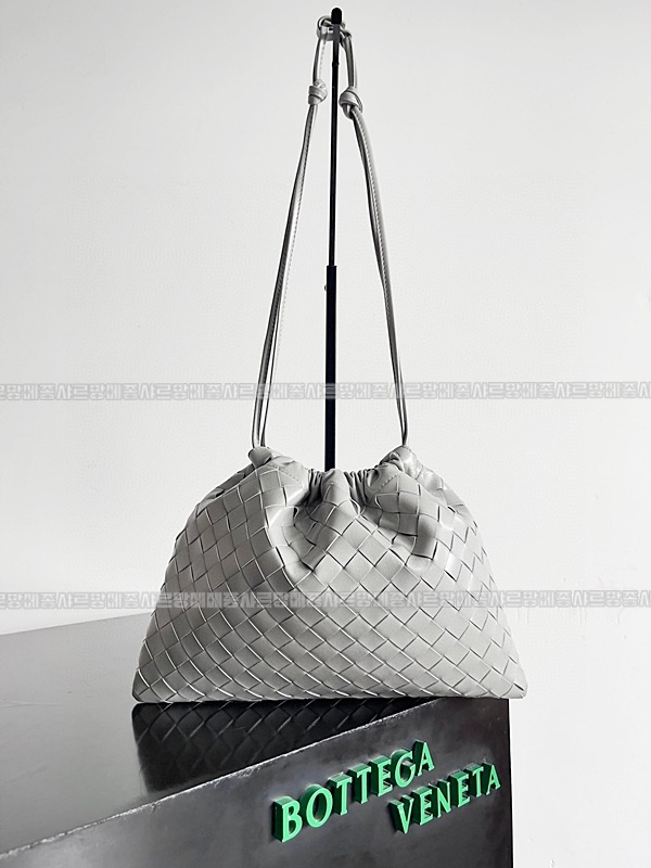 보테가베네타더스트백 20260212-125817-001루.jpg