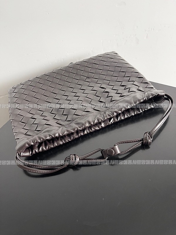 보테가베네타더스트백 20260212-125609-006루.jpg