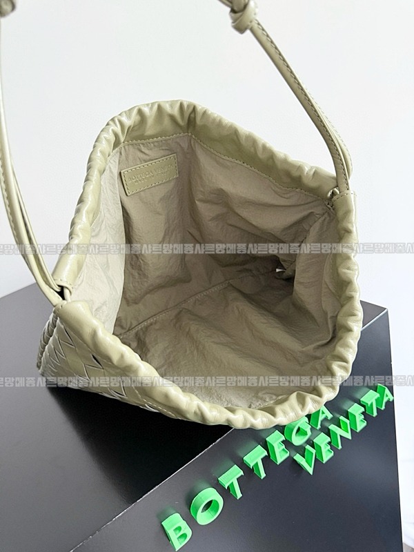 보테가베네타더스트백 20260212-132402-009루.jpg