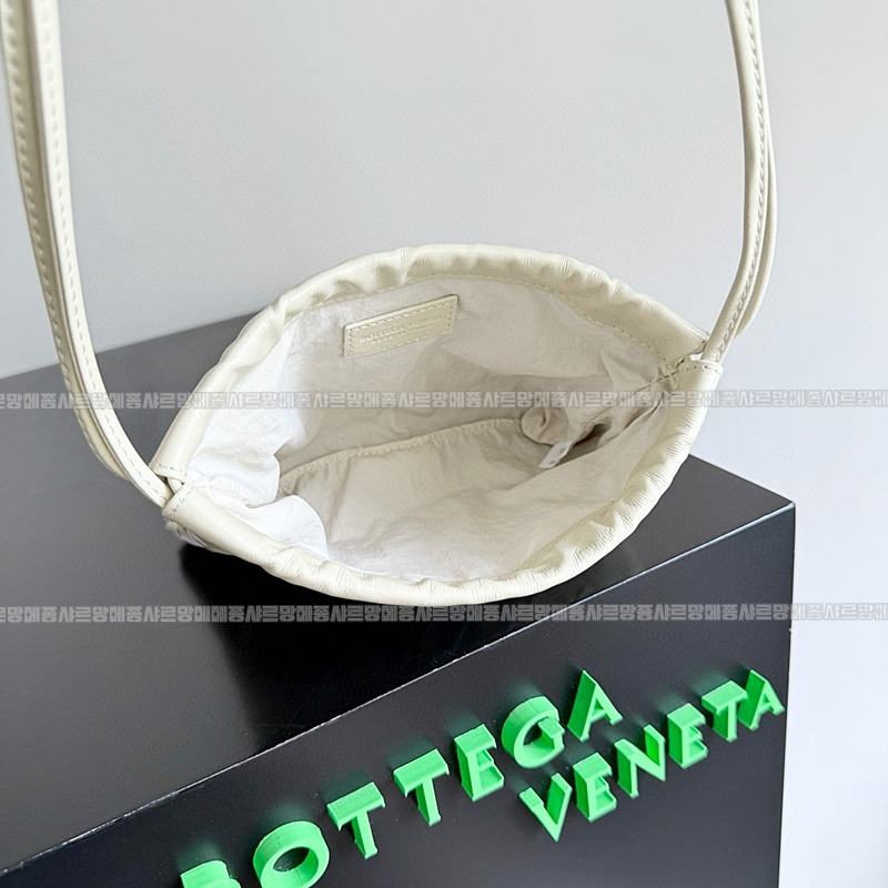 보테가베네타더스트백 20260212-134306-009루.jpg