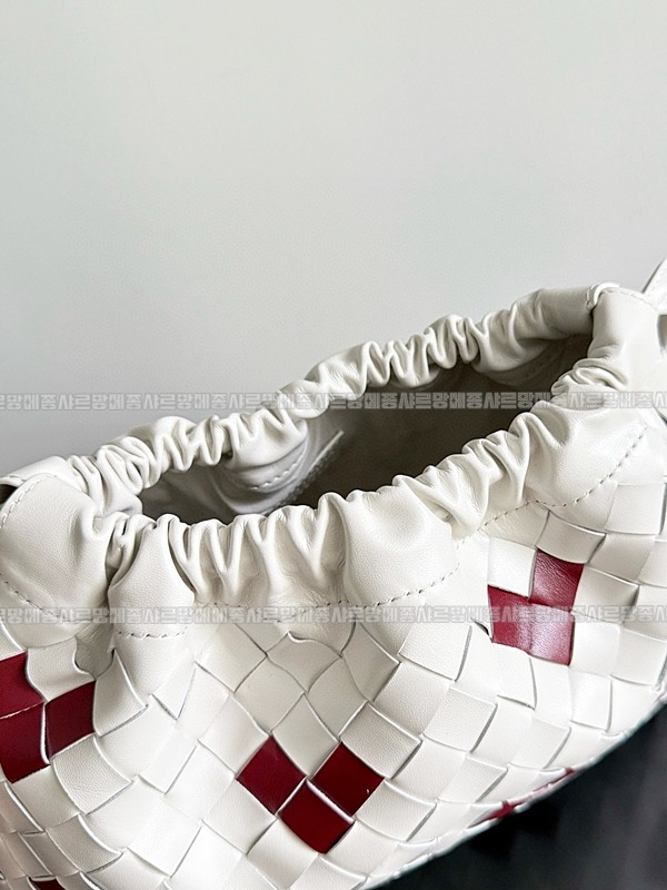 보테가베네타더스트백 20260212-134508-006루.jpg