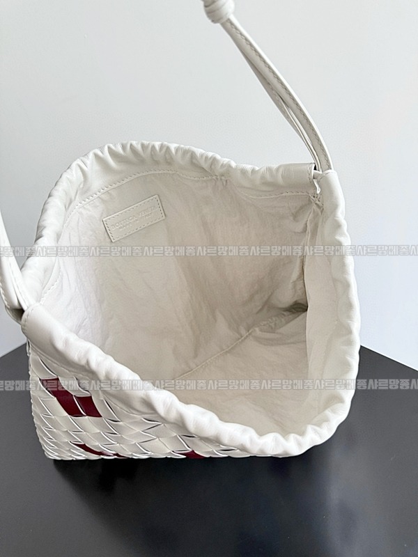 보테가베네타더스트백 20260212-134508-009루.jpg