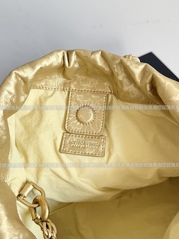 보테가베네타더스트백노떼 20260212-142428-006루.jpg