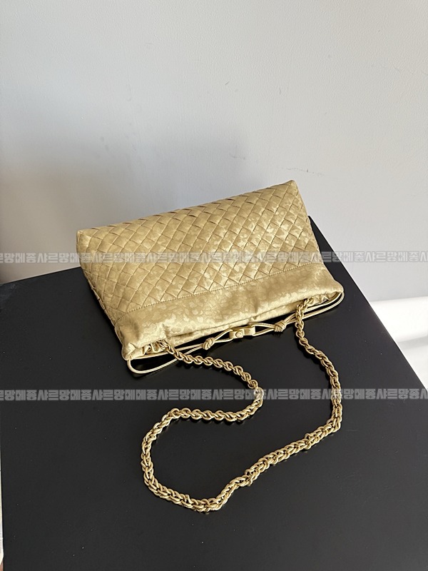 보테가베네타더스트백노떼 20260212-142428-008루.jpg