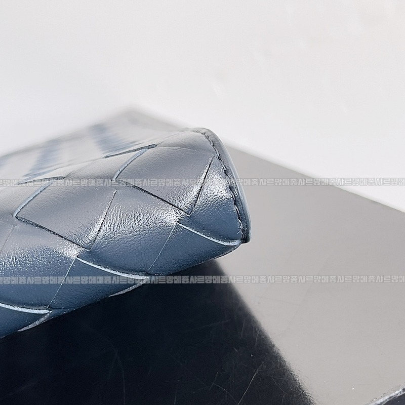 보테가베네타인트로치아토도규먼트케이스 20260213-101315-007루.jpg