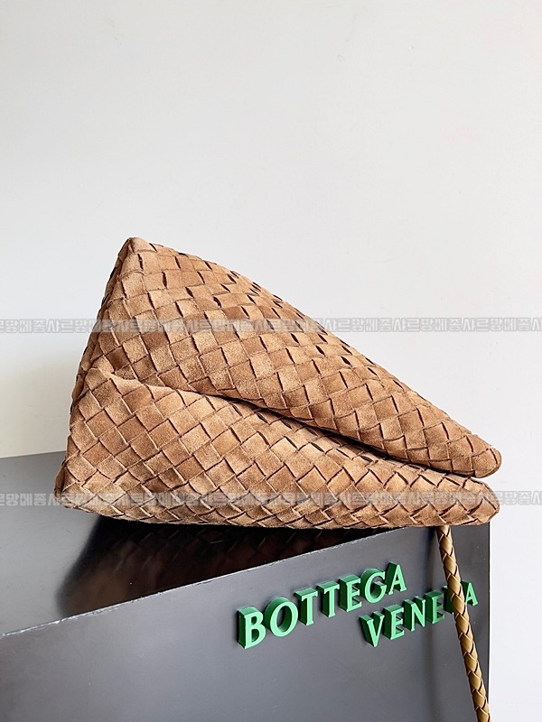 보테가베네타안디아모라지 20260213-103846-003루.jpg