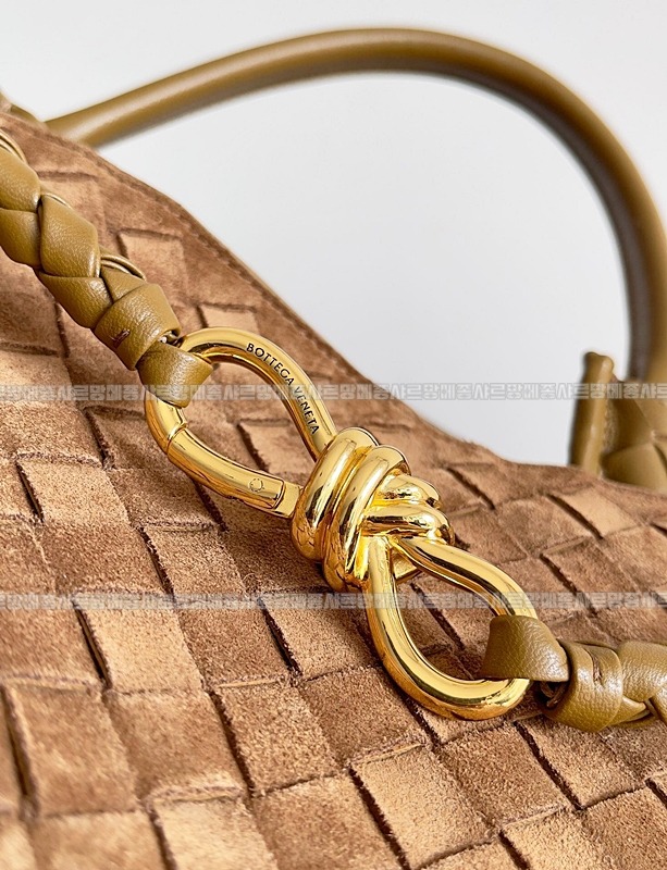 보테가베네타안디아모라지 20260213-103846-005루.jpg